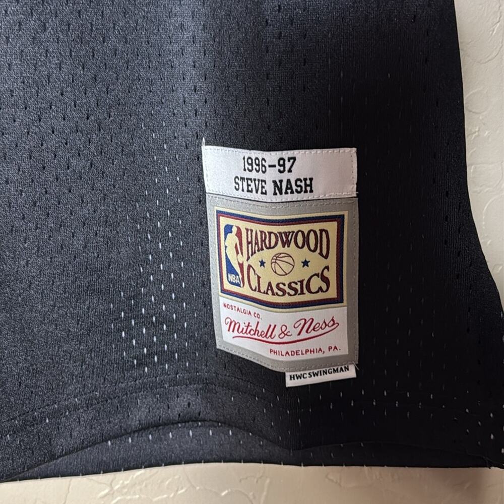 Mitchell and Ness NWT Phoenix Suns Steve Nash 96-97 hardwood classics jersey - Picture 2 of 7